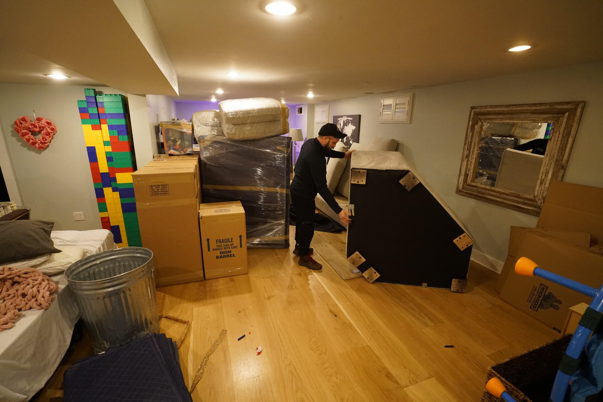 Piano movers in Roxbury Crossing Ma Same Or Next Day Last Minute MOVERS